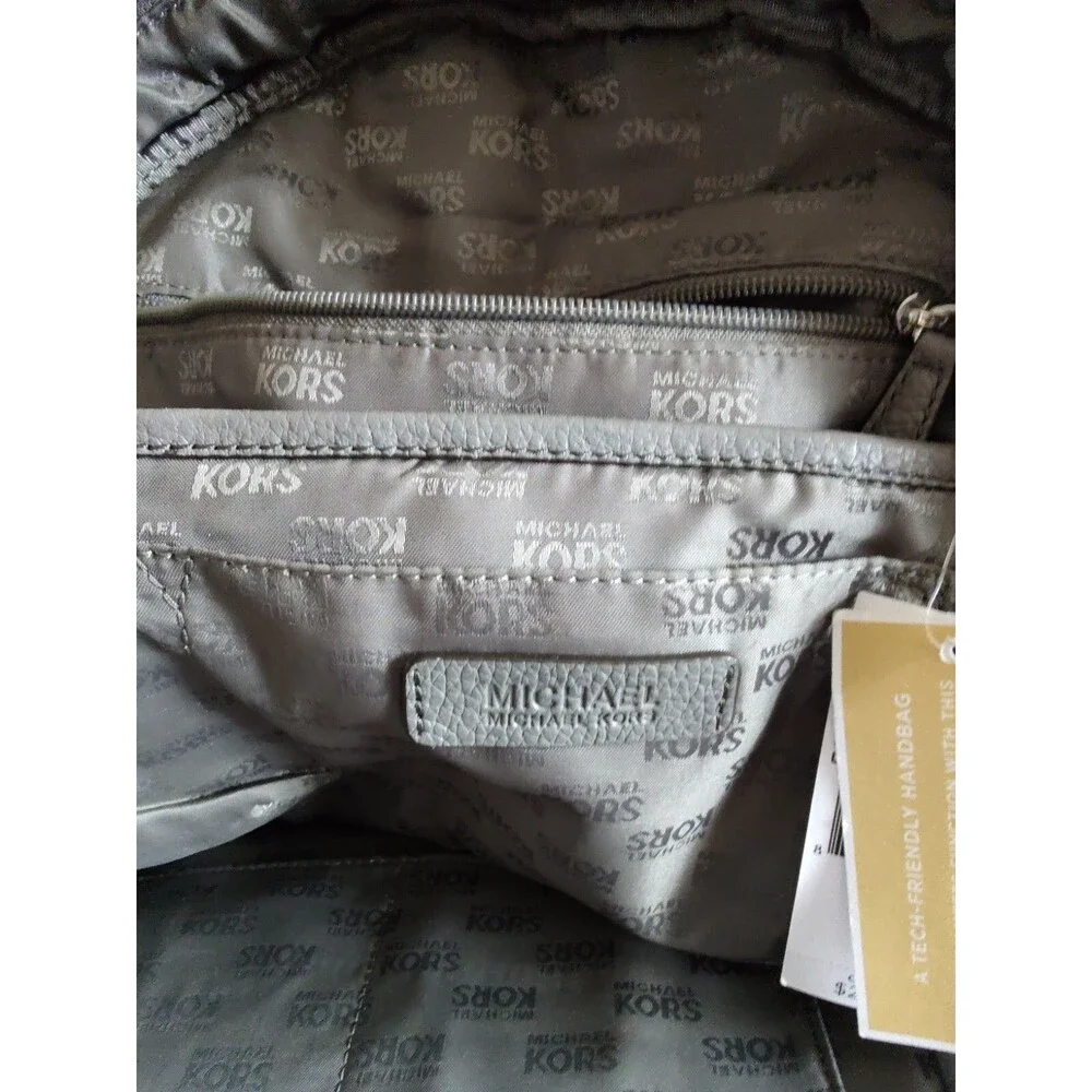 New with tags Women's Rare Michael Kors Leather Gray Backpack Limited Edition